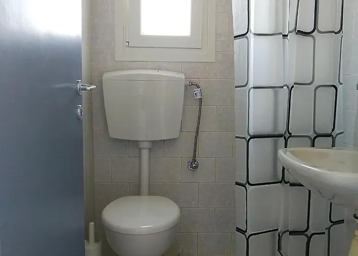 Eirini's * Azolimnos